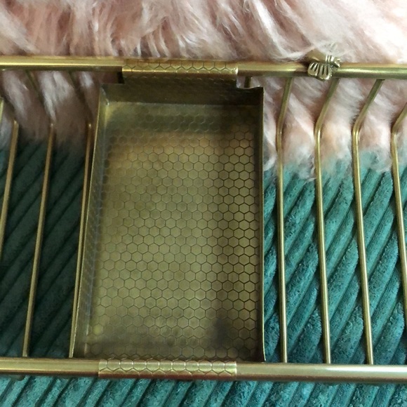 NWT Anthropologie Bumblebee brass bath caddy. Made in India. - Picture 6 of 9
